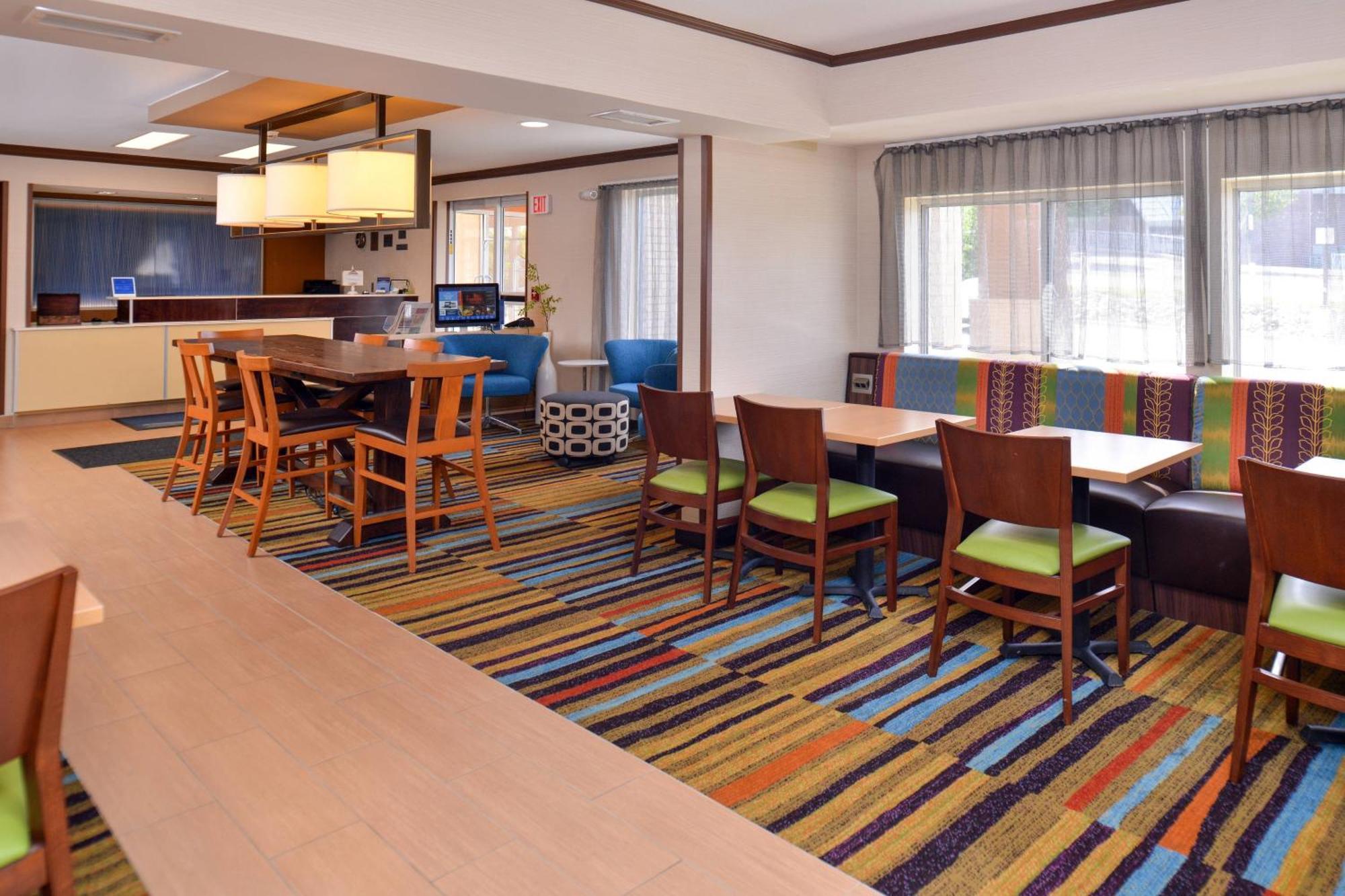 Fairfield Inn & Suites By Marriott Хелена Екстериор снимка